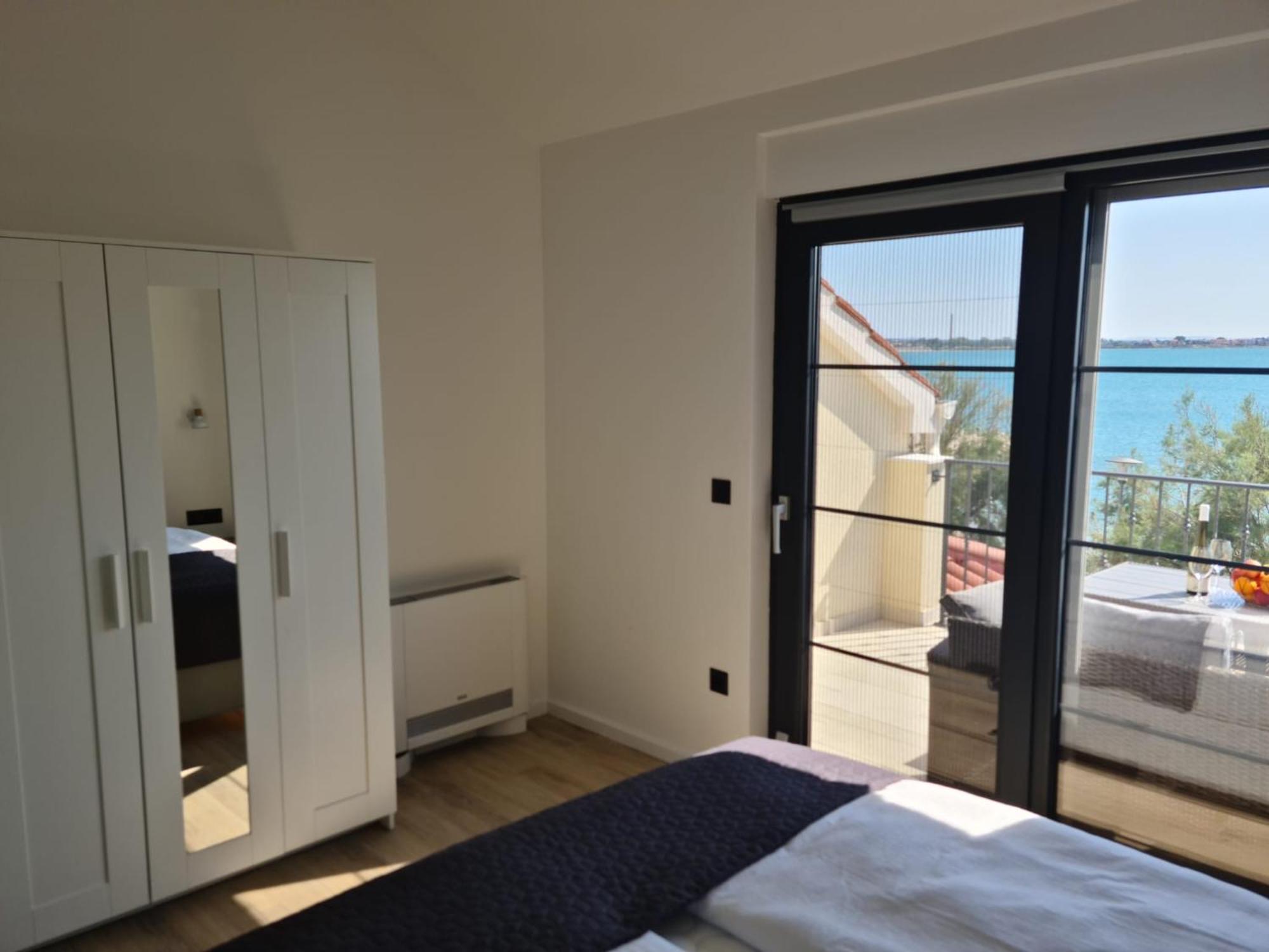 Appartments Akrapovic Vrsi Quarto foto